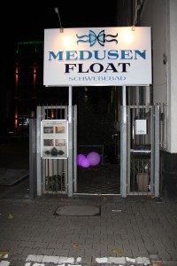 Medusen Float Eingang © Marcus Kapust